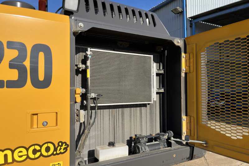 OmecoHub - Immagine VOLVO EC230FNL-5